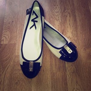 NEVER WORN ANNE KLEIN SPORT FLATS